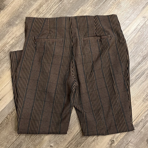 Brown Plaid Stretchy Skinny Pants - Picture 3 of 6